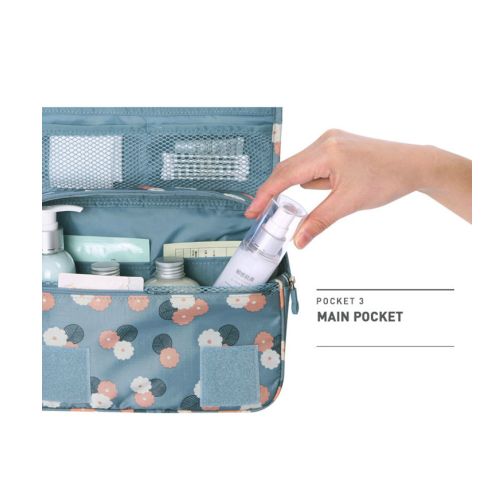 Main pocket in the hanging toiletries travel bag