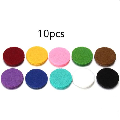 Replacement pads for essential oil diffuser locket